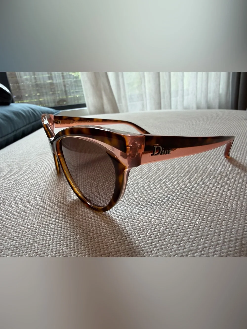 Dior Tortoiseshell and Pink Cat-Eye Sunglasses - Brown Lenses